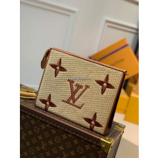 LOUIS VUITTON-M80351 루이비통 모노그램 자이언트 라피아 토일레트리 파우치 클러치