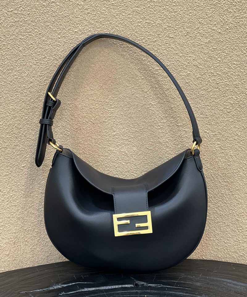 FENDI-8BR790 펜디 블랙 스몰 크루아상 호보백