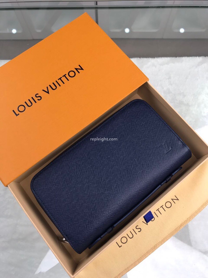 LOUIS VUITTON-M42098 루이비통 타이가 레더 오션 지피 XL