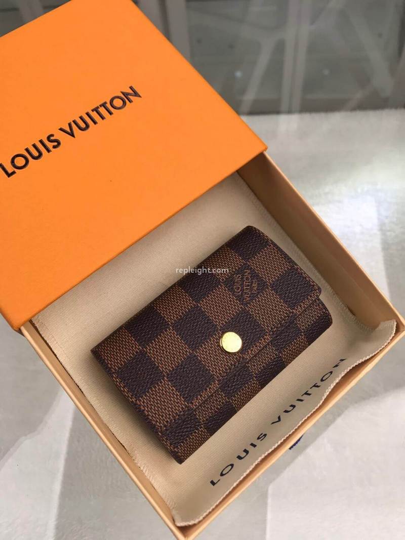 LOUIS VUITTON-N62630 6 키홀더