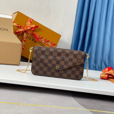 LOUIS VUITTON-N63032 루이비통 포쉐트 펠리시