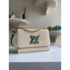 LOUIS VUITTON-M21032 트위스트 MM