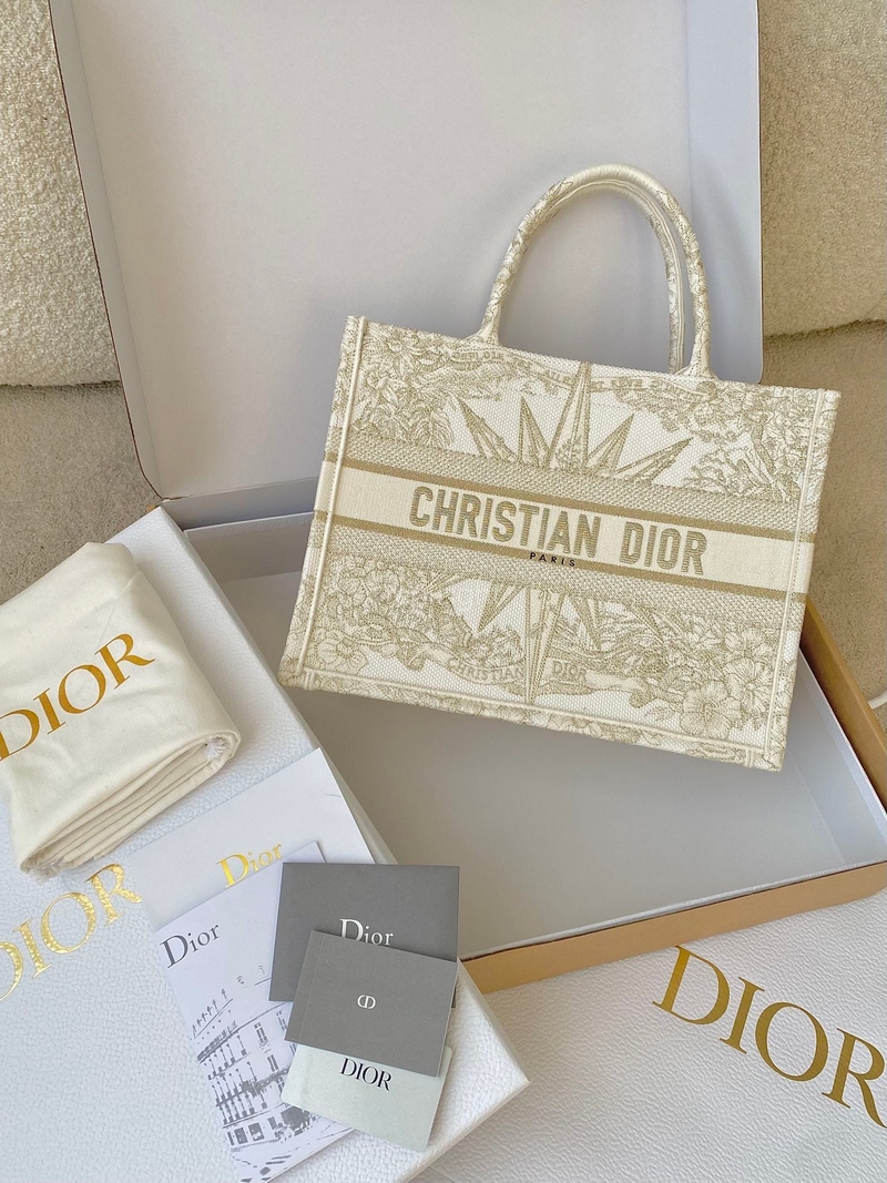 DIOR-BOOK TOTE 미디엄 백 M1296ZRXV_M981