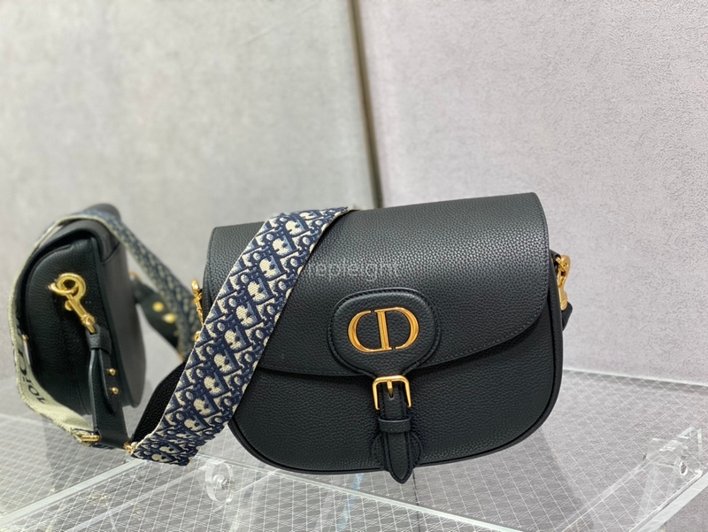 DIOR-DIOR BOBBY 라지 백 M9320UBBY_M911