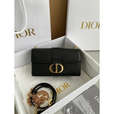 DIOR- 디올 M9334UHEL_M900 30 MONTAIGNE EAST-WEST 체인 백