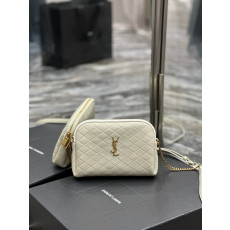 YSL-Saint Laurent 7336671EL079207 퀼트 램스킨 GABY 지퍼 파우치