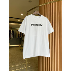 BURBERRY - 버버리 80567241 로고 프린트 코튼 티셔츠