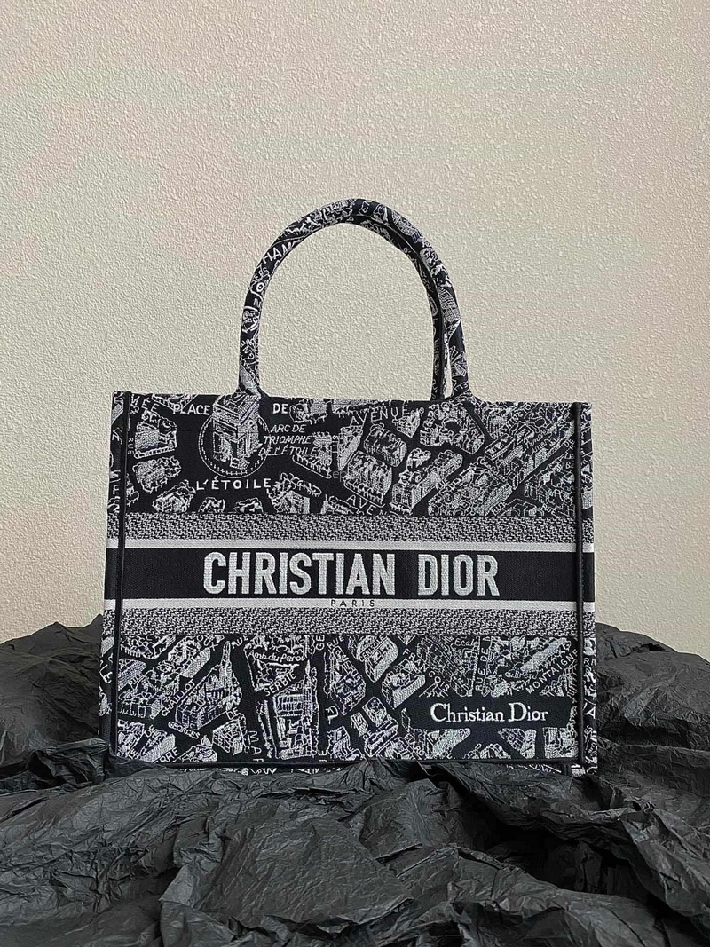 DIOR- M1296ZOMP_M993 미디엄 디올 북 토트