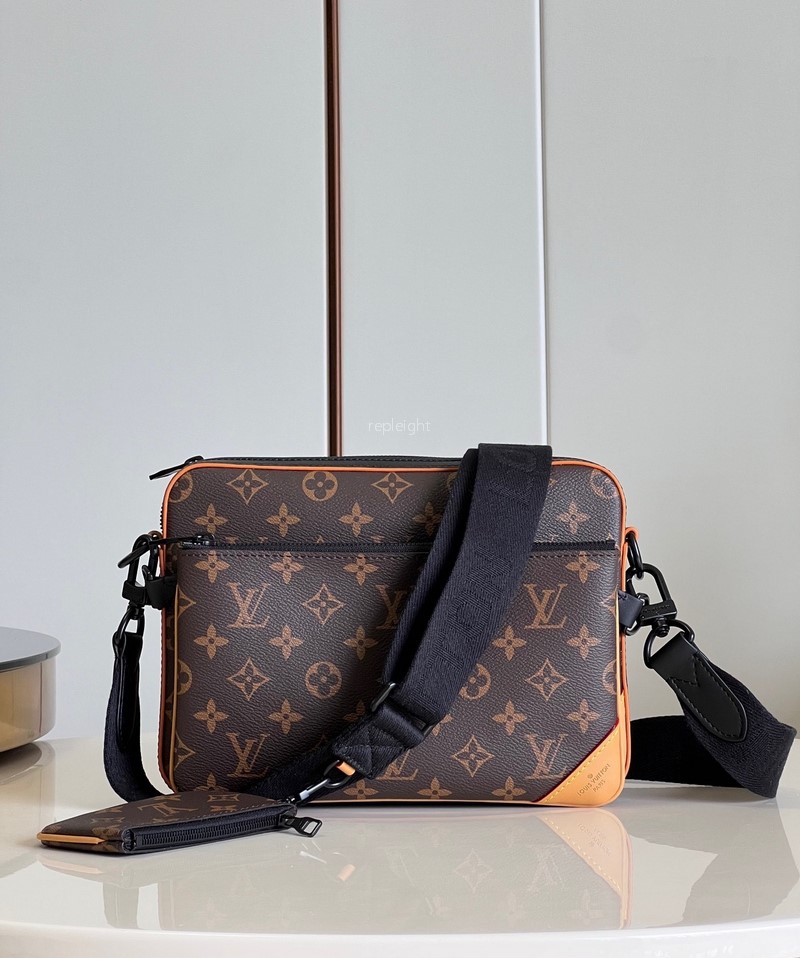 LOUIS VUITTON-m46694  트리오 메신저