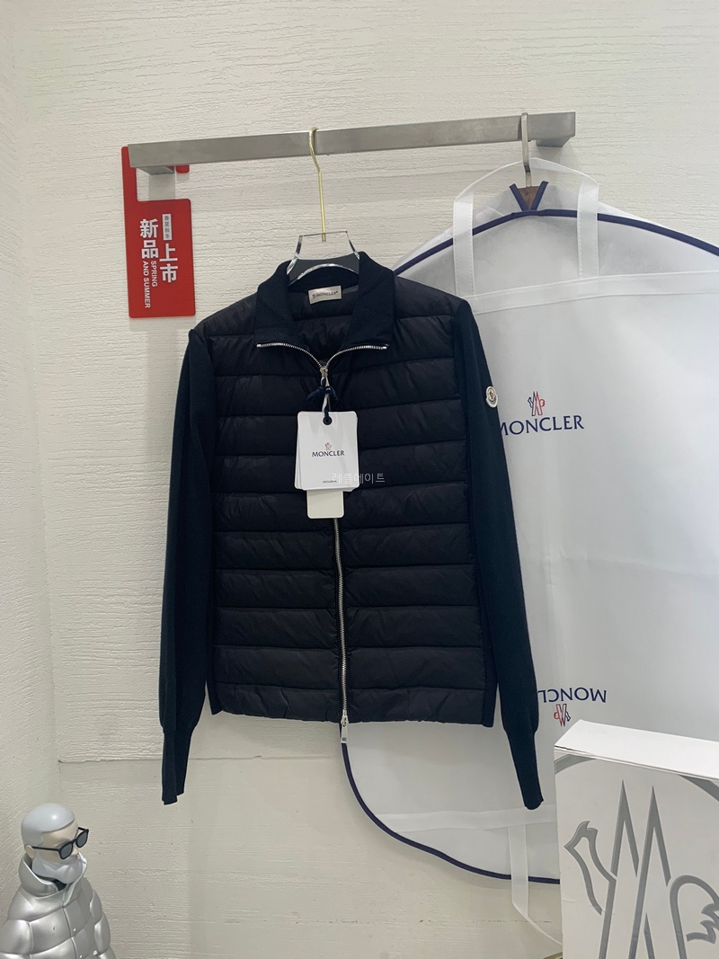 몽클레어-MONCLER - Women's Padded Quilted Jacket