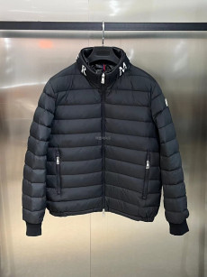 몽클레어-MONCLER I10911A0000454A81778 Akio 쇼트 다운 재킷