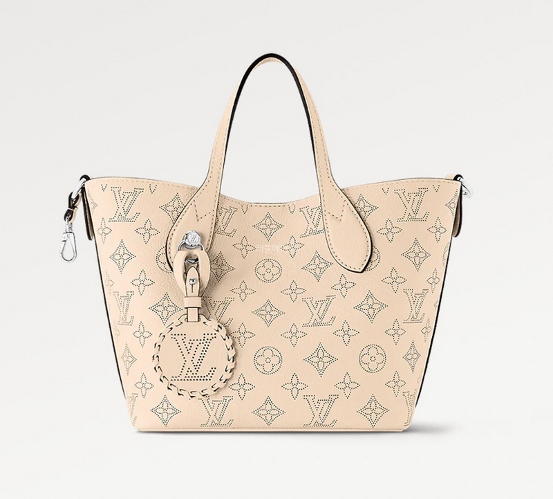 LOUIS VUITTON - 루이비통 M21909 블라썸 PM