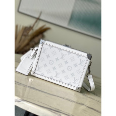 LOUIS VUITTON-루이비통 M11049 Taigarama 클러치 박스