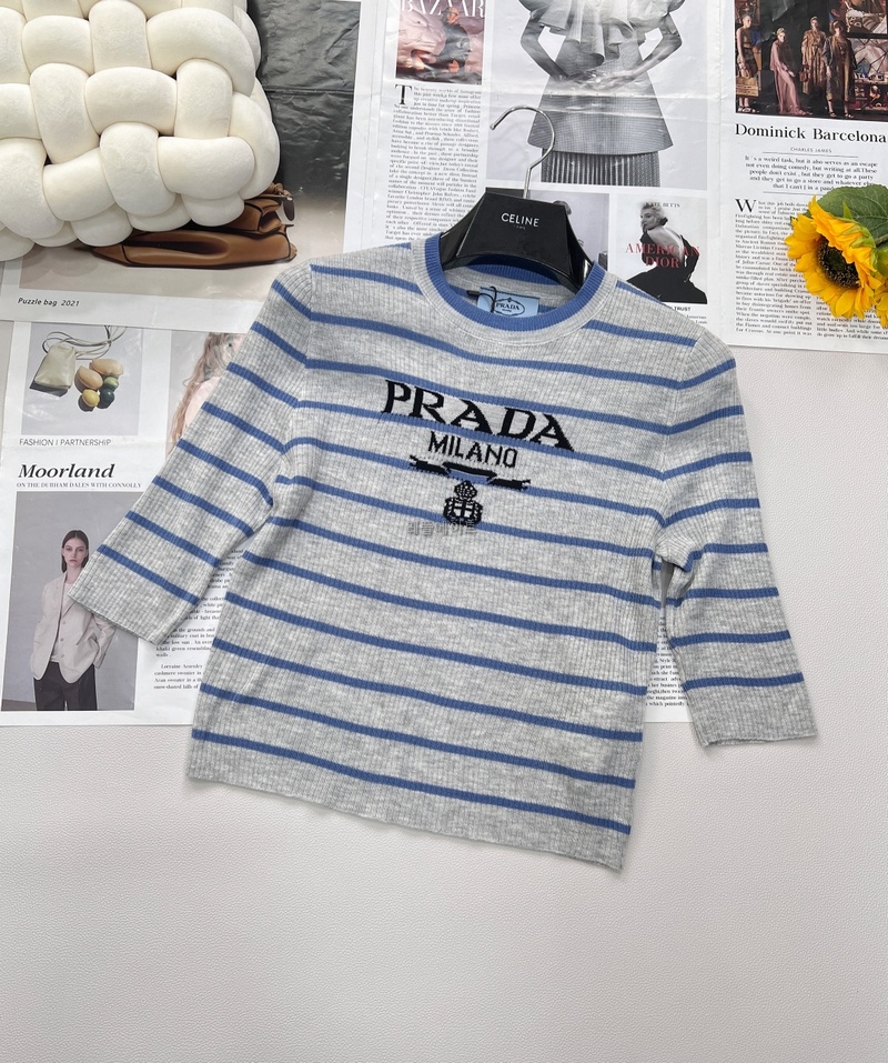 프라다 - PRADA P24V1G_11J5_F0VWZ_S_231 슈퍼파인 울 크루넥 스웨터